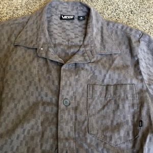 Quiksilver Shirts & Tops - Vans, Quicksilver button up shirts lot of (3) Quiksilver Shirts & Tops - Vans, Quicksilver button up shirts lot of (3)